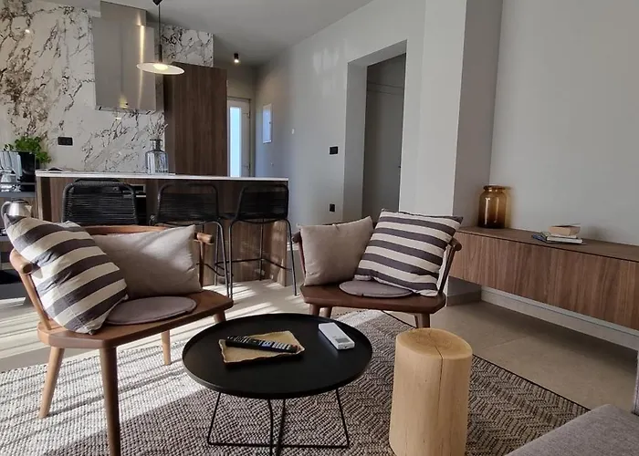 4r House With Jacuzzi 빌라