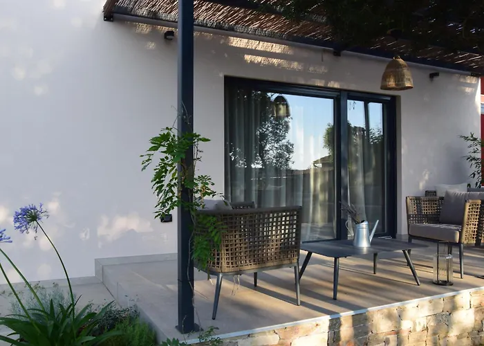 4r House With Jacuzzi *