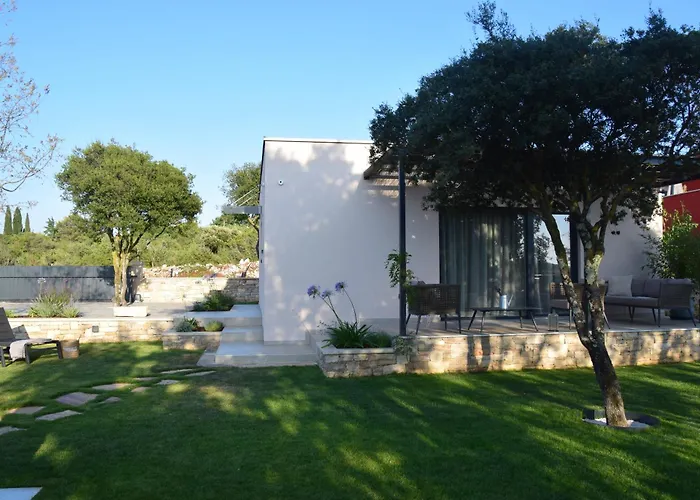 Βίλα 4r House With Jacuzzi *