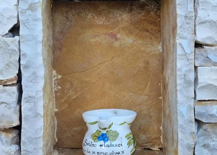 4r House With Jacuzzi Βίλα *