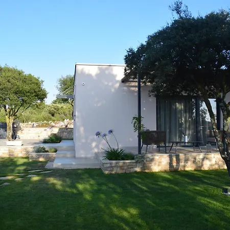 Villa 4r House With Jacuzzi *